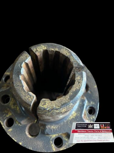 John Deere B Original 12 Spline Rear Wheel Hub & Collar B2188R Antique Tractor