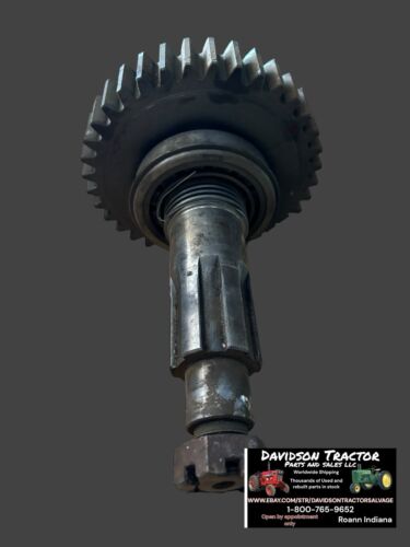 JOHN DEERE 620 630 TRANSMISSION DRIVE & SHAFT GEAR A5572R AA6523R
