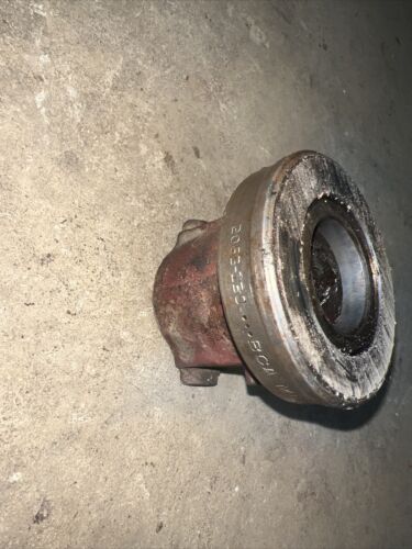 USED CLUTCH RELEASE SLEEVE FOR FARMALL A TRACTOR #6116D
