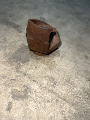 Farmall 560 IH tractor ORIGINAL engine motor crankshaft hand starter nut
