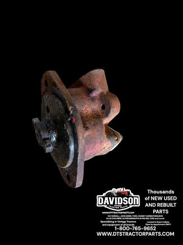 IH International Farmall C-135 Distributor Drive Housing Antique Tractor