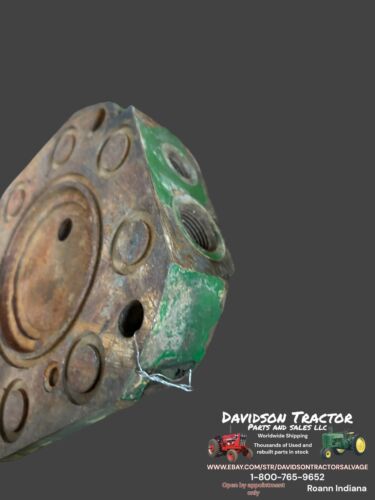 R49071 USED JOHN DEERE PUMP COVER