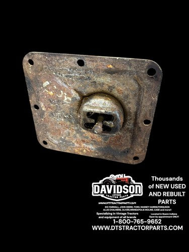 Farmall Cub IH RC tractor ORIGINAL transmission gear shifter cover