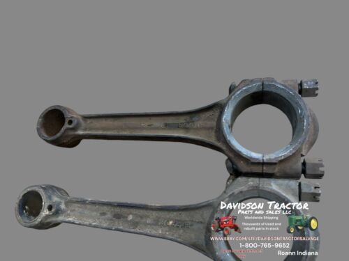 USED JOHN DEERE B TRACTOR ENGINE PISTION CONNECTING ROD PAIR B1770R