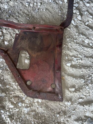McCormick W9 WD9 Floor platform fender Mount Antique Tractor