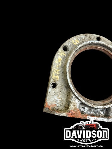 IH International 504 Utility Rear Main Seal Retainer Antique Tractor