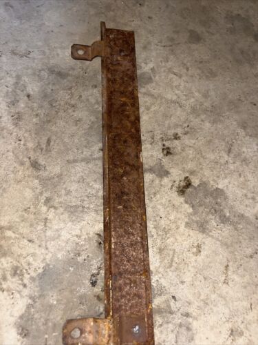 International 454 Tractor Under hood skirt LEFT