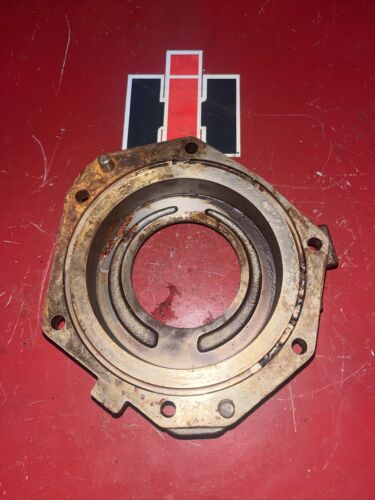 International     Pump Assy-engine Oil	675361C1