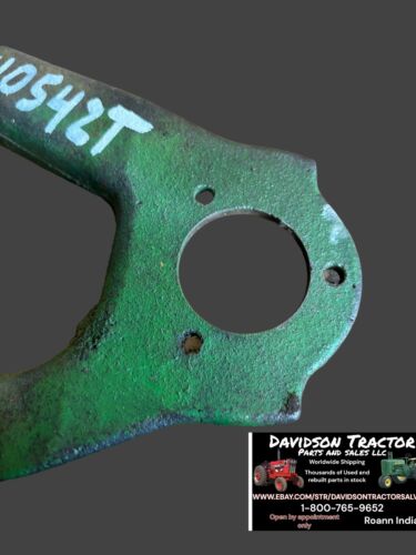 John Deere 440 power steering valve support bracket T10542T New Old Stock