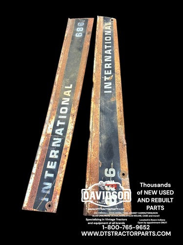 International 686 Hood Side Panels Pair Antique Tractor