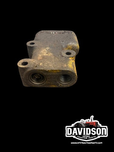 International 504 Utility Hydraulic Valve Housing Antique Tractor