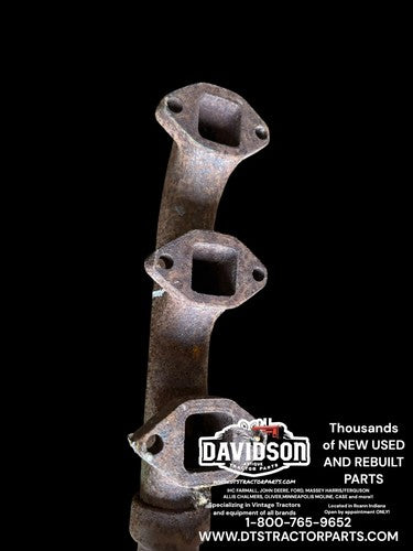 675778C1 IH 414 436 International 966 1066 Exhaust Manifold Antique Tractor