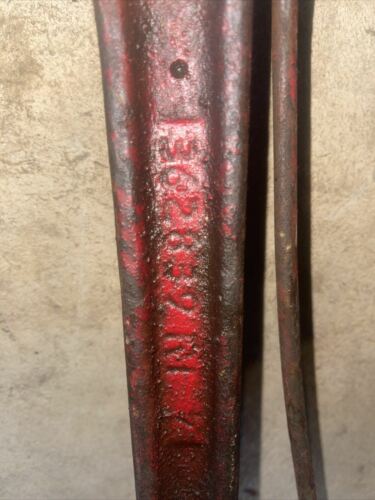 International Farmall 504 Utility tractor IH Torque Amplifier TA assembly lever