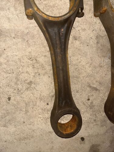 Genuine Used John Deere 720 730 Tractor Connecting Rod Pair F2712R AF2684R