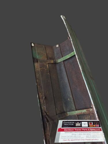 AA6481R John Deere 60 Hood  Nice Original Fits S/N 6035350 up Antique Tractor