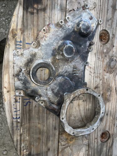 1965 International 424 Diesel Tractor Front Engine Timing Cover Plate 3042069R2