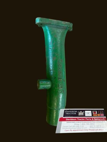 John Deere 620 630 Lower Water Pipe Casting A5651R