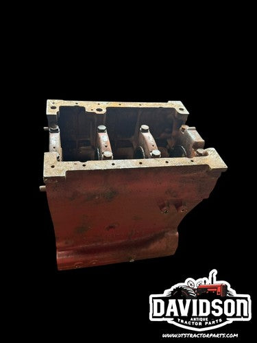 IH INTERNATIONAL 484 DIESEL BLOCK D179 GOOD USED BLOCK 3055001R3