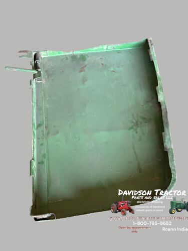 AR32690 Front Side Panel Left Hand Fits John Deere 4000 4010 4020 Tractors