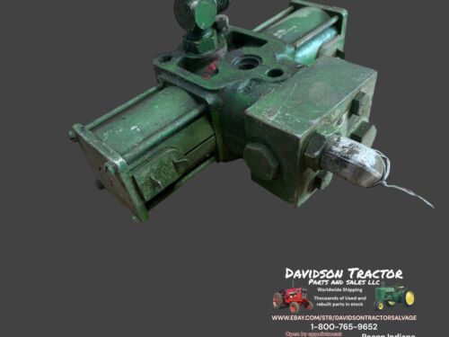 John Deere AH89357 Valve