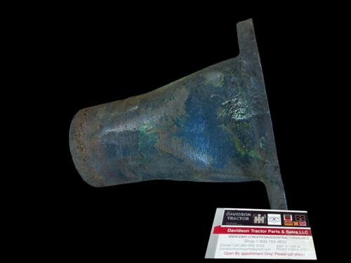 John Deere H 1939 Lower Water Pipe Casting Part number H112R