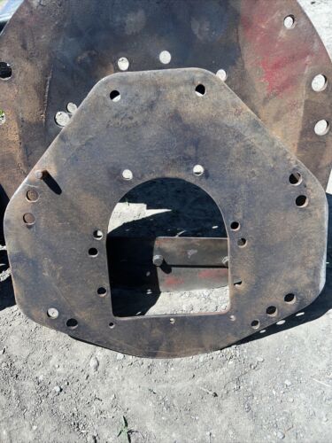 International 300 utility Tractor IH Original engine motor mount plate