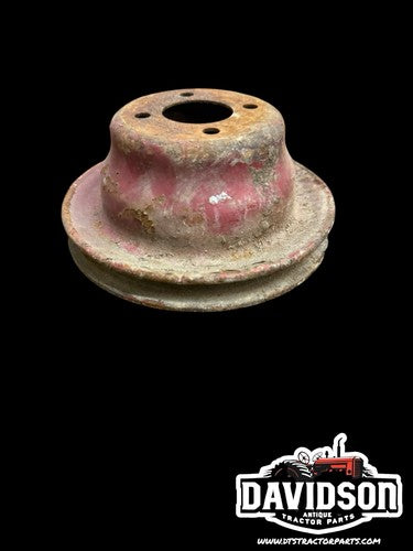 IH International Farmall 340 504 Gas Water Pump Pulley C-153 C-135