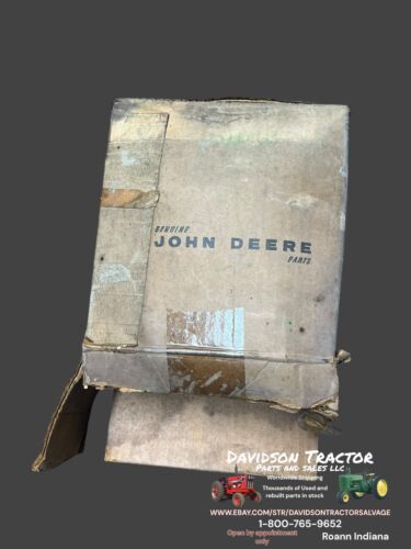 M1752T DM4268T JOHN DEERE 40 420 430 GEAR NEW OLD STOCK GENUINE JOHN DEERE