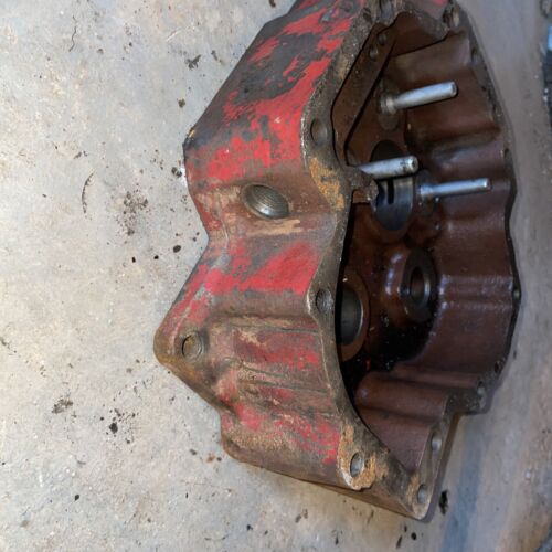 IH Farmall 381462R1 PTO Housing