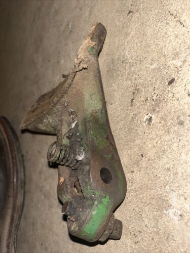 John Deere 70 Clutch Pulley Brake Casting F1405R