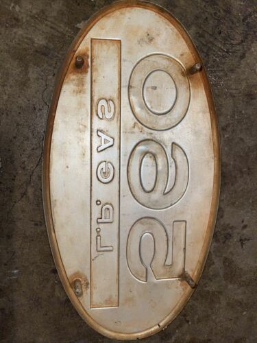 International Harvester Farmall 560 L.P. Gas Aluminum Side Emblem IH Tractor LP
