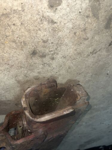 Farmall 706 row crop Tractor fasthitch main 2pt hitch Left L complete pocket