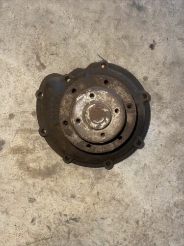 484 574 674 454 544 584 D239 Water pump