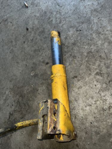 International Cub 154 185low boy IH Tractor Orgnl hydraulic lift cylinder & hose