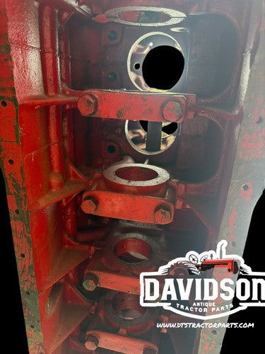 A58513 Case 1070 Tractor Engine Block 451 Case Good Used Bare Block