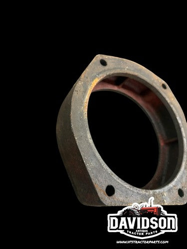 1959 Farmall IH 460 Gas Tractor PTO Spacer Plate Housing