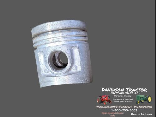 R51451 Genuine John Deere New Old Stock Piston