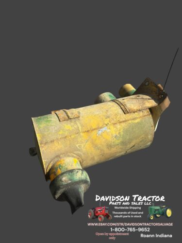 John Deere 401-B Air Cleaner Assembly