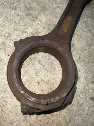 INTERNATIONAL DT414,DT436,DT466 USED TRACTOR CONNECTING ROD 688922C1