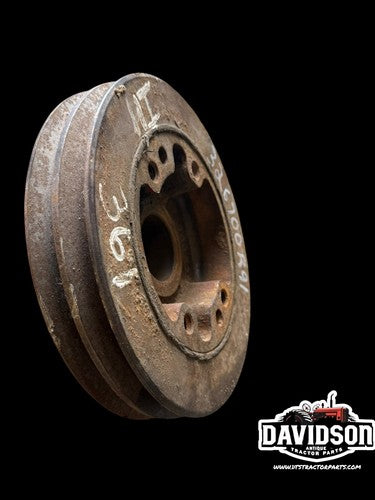 International 361 407 1026 1256 1456 856 Front Crankshaft Pulley Antique Tractor