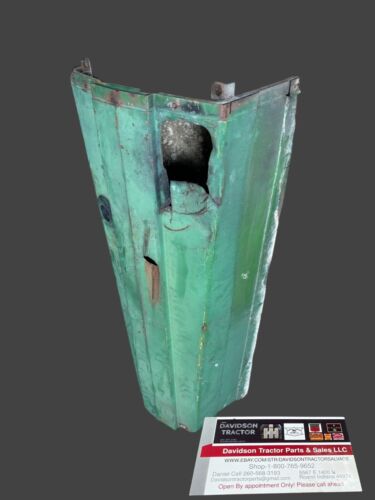 AA6481R John Deere 60 Hood  Nice Original Fits S/N 6035350 up Antique Tractor