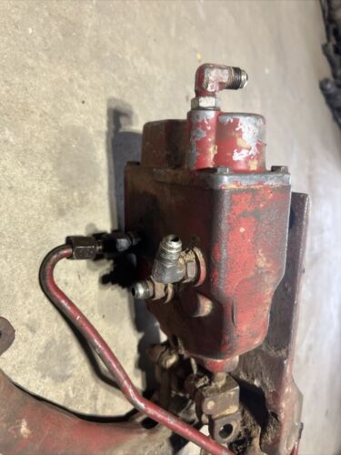 International Farmall 1066 Tractor IH brake Valve pedals W/mounting bracket