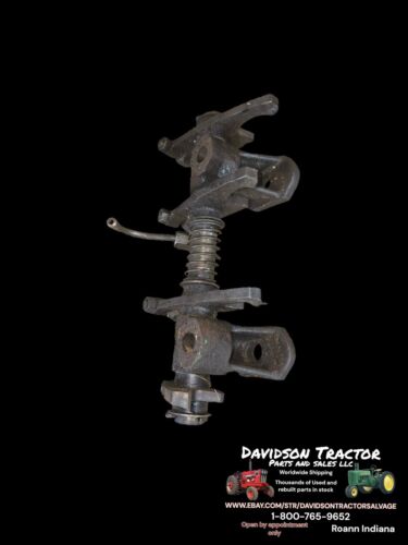 A4627R John Deere 60 Rocker arm assembly Antique Tractor
