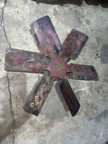 Farmall 706 Diesel D IH Tractor engine motor fan w/ belt drive pulley & mount
