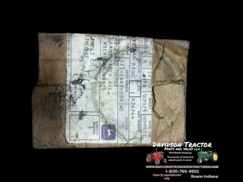 Genuine John Deere R26264 Seal New Old Stock