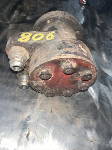 Farmall IH 806 Tractor Steering Motor Hand Pump Antique Tractor