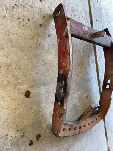 International 444 IH tractor ORIGINAL drawbar draw bar hitch support bracket