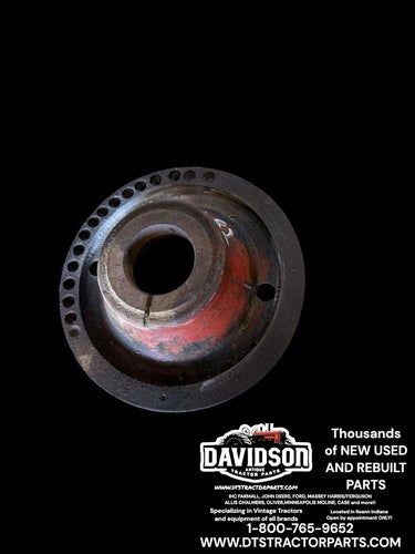 International 574 D239 Engine Crankshaft Pulley  3138838R2 Antique Tractor