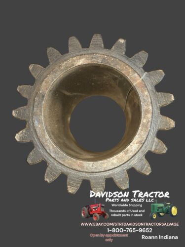 1941 John Deere A  Transmission Idler Gear A2312R    Antique Tractor