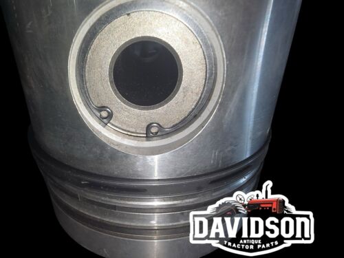 Piston RE23172 fits John Deere 3010 4010 500B